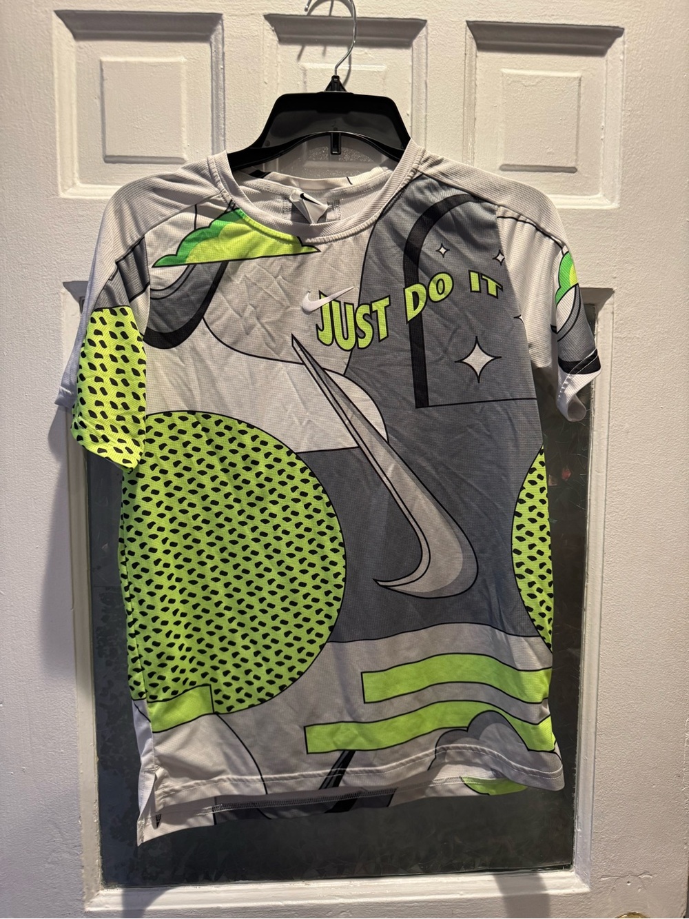Nike Gray & Neon Green Graphic 'Just Do It' Tee